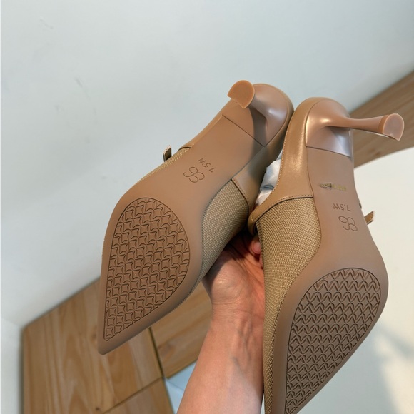 GraceLithe Pointed Toe Heeled Mule - Picture 2 of 4